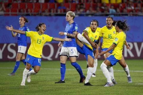 Brazil vs Italy VALENCIENNES, NO - 18.06.2019: BRAZIL VS ITALY - Marta do Brasil celebrates after scoring a goal (1-0) during a match between Brazil and Italy, valid for the 2019 FIFA Women& 39;s World Cup, held on Tuesday, June 18, 2019, at the Estadio de Hainaut, inenciennes, France. (Photo: Richard Callis Fos Fotoarena) x1749578x  RichardxCallis