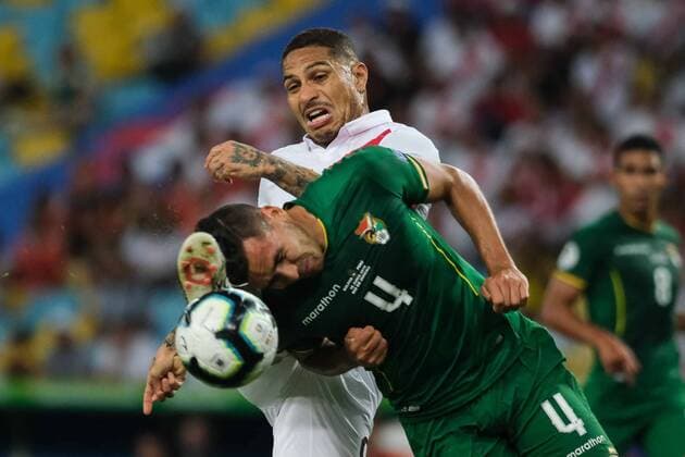 June 18, 2019 - Rio De Janeiro, RIO DE JANEIRO, BRASIL - Bolivia and Peru hold a match valid for the second phase of Copa America Brasil 2019, on tuesday afternoon (18), at the Jornalista Mario Filho Stadium (MaracanoÂ£) in Rio de Janeiro- RJFoto: Andre Melo Andrade BOLIVIA X PERU - ZUMAa187 20190618_zsa_a187_045 Copyright: xAndrexMeloxAndrade AmxPressx&xImx