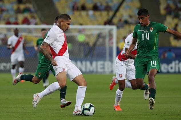 June 19, 2019 - Rio De Janeiro, RIO DE JANEIRO, BRASIL - Bolivia and Peru hold a match valid for the second phase of Copa America Brasil 2019, on tuesday afternoon (18), at the Jornalista Mario Filho Stadium (MaracanoÂ£) in Rio de Janeiro- RJ BOLIVIA X PERU - ZUMAa187 20190619_zsa_a187_001 Copyright: xAMxPressx