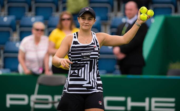 Sport Bilder des Tages June 19, 2019 - Birmingham, GREAT BRITAIN - Ashleigh Barty of Australia after winning her first-round match at the 2019 Nature Valley Classic WTA, Tennis Damen Premier tennis tournament Nature Valley Classic 2019, Tennis, Birmingham, Great Britain - June 19 - ZUMAa181 20190619_zaa_a181_060 Copyright: xAFP7x