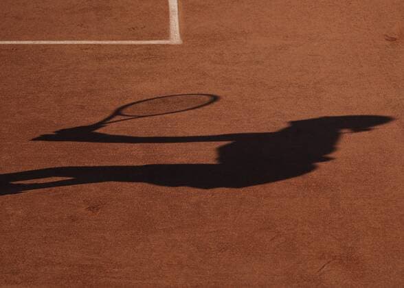 French Open , shadow of a player, from above Copyright: xJuergenxHasenkopfx
