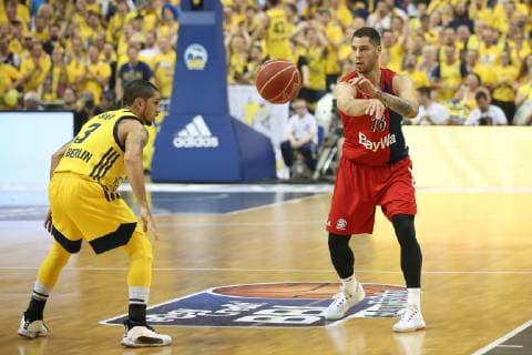 l r in duel, action, with Peyton Siva 3 Alba Berlin and Stefan Jovic 16 FC Bayern Basketball , Alba Berlin vs. FC Bayern Basketball, Basketball, BBL, Playoffs, Final 19 06 2019 Berlin Berlin Deutschland Copyright: xkolbert-press MatthiasxStickelx