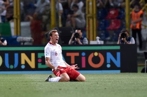 Krystian Bielik of Poland celebrates scoring first goal during the 2019 UEFA EURO, EM, Europameisterschaft,Fussball U-21 Championship match between Italy U-21 and Poland U-21 at Stadio Renato Dall Ara, Bologna, Italy on 19 June 2019. Copyright: xGiuseppexMaffiax 24270027