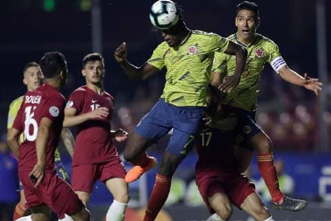 Colombian Duvan Zapata (C) in action with his teammate Radamel Falcao Garcia (R) during the Copa America 2019 Group B soccer match between Colombia and Qatar, at Morumbi Stadium in Sao Paulo, Brazil, 19 June 2019. Colombia vs. Qatar !ACHTUNG: NUR REDAKTIONELLE NUTZUNG!  Copyright: xFernandoxBizerrax SCA1091 20190620-636965905459194480