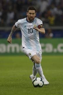 Argentina vs Paraguay BELO HORIZONTE, MG - 19.06.2019: ARGENTINA VS PARAGUAY - Leonel Messi during a match between Argentina and Paraguay, valid for the group stage of the Copa America 2019, held this Wednesday (19) at the Estádio do Mineirão in Belo Horizonte, MG. (Photo: Ricardo Moreira Fotoarena) x1750280x  RicardoxMoreira
