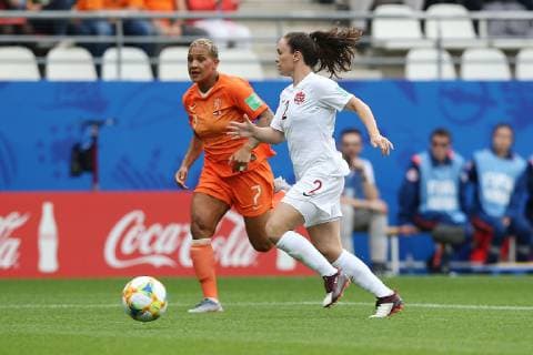 REIMS, 20-06-2019 ,Stade Auguste-Delaune, World Championship, WM, Weltmeisterschaft 2019 , Nederland - Canada Women , Netherlands player Shanice van de Sanden and Canada player Allysha Chapman during the match Nederland - Canada Women Nederland - Canada Women  x3721711x Copyright: