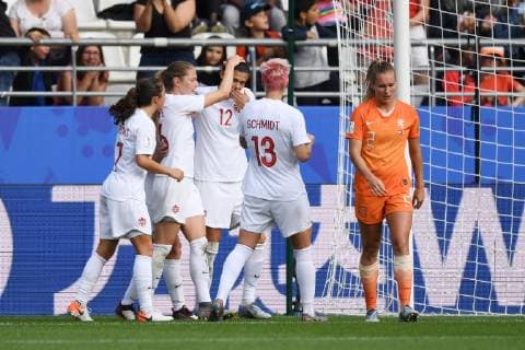 (l-r) Julia Grosso of Canada women, Deanne Rose of Canada women, Christine Sinclair of Canada women, Sophie Schmidt of Canada women, Desiree van Lunteren of Netherlands women during the FIFA Women s World Cup France 2019 group E match between The Netherlands and Canada at Stade Auguste-Delaune on June 20, 2019 in Reims, France FIFA Women s World Cup France 2019 2018 2019 xVIxVIxImagesx xGerritxvanxKeulenxIVx 14781589