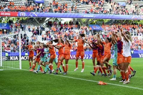 Joie des joueuses des Pays Bas en fin de match FOOTBALL : Pays Bas vs Canada - Coupe du Monde Feminine - Reims - 20 06 2019 JBAutissier Panoramic 