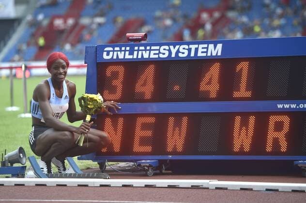 Sport Themen der Woche KW25 Sport Bilder des Tages Bahamian sprinter Shaunae Miller-Uibo set a new world record in the untraditional 300 m run during the Ostrava Golden Spike, an IAAF World Challenge athletic meeting, in Ostrava, Czech Republic, on June 20, 2019. (CTKxPhoto JaroslavxOzana) CTKPhotoP201906201007301  _JAO3003