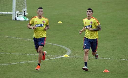 Colombia s national soccer team players Mateus Uribe (L) and James Rodriguez participate in a training session at the Barradao stadium, in Salvador, Brazil, 21 June 2019. Colombia s national soccer team training session in Salvador !ACHTUNG: NUR REDAKTIONELLE NUTZUNG!  Copyright: xMauricioxDuenasxCastanedax COPAME1247 20190621-636967540396116785