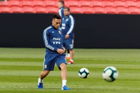 Argentina s national soccer team player Lautaro Martinez participates in a Copa America 2019 training session at the Beira Rio stadium, in Porto Alegre, Brazil, 21 June 2019. Argentina s national soccer team training session !ACHTUNG: NUR REDAKTIONELLE NUTZUNG!  Copyright: xJosexMendezx COPAME1306 20190621-636967562625076726