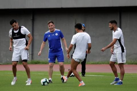 Paraguay s national soccer team head coach Eduardo Berizzo (2L) participates in a Copa America 2019 training session at the Pituacu stadium, in Salvador, Brazil, 21 June 2019. Paraguay s national soccer team training session in Salvador !ACHTUNG: NUR REDAKTIONELLE NUTZUNG!  Copyright: xRaulxSpinassex COPAME1280 20190621-636967571663155407