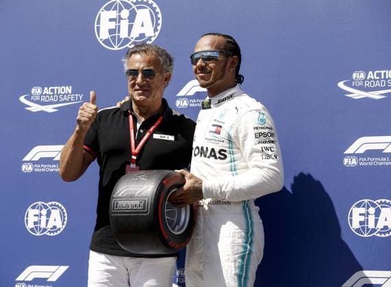 Motorsports: FIA Formula One World Championship, WM, Weltmeisterschaft 2019, Grand Prix of France, Jean Alesi (FRA), 44 Lewis Hamilton (GBR, Mercedes AMG Petronas Motorsport), Le Castellet France