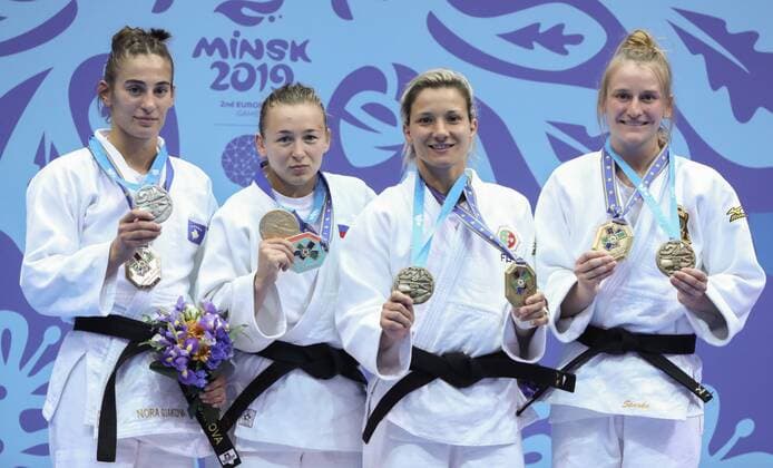 Sport Themen der Woche KW25 Sport Bilder des Tages MINSK, BELARUS - JUNE 22, 2019: Silver medalist, Kosovo s Nora Gjakova, Gold medalist, Russia s Daria Mezhetskaya and Bronze medalists, Portugal s Telma Monteiro, Germany s Pauline Starke (L-R) during an award ceremony for the women s light weight (-57kg) judo event at the 2nd Europaspiele Natalia Fedosenko TASS  TS0B08DD