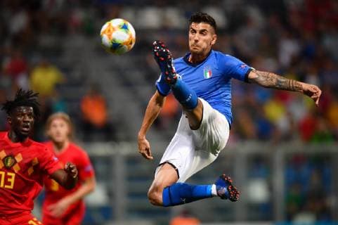 Photo Massimo Paolone LaPresse June 22, 2019 Reggio Emilia, Italy soccer Belgium vs Italy - UEFA Under 21 Championship Italy 2019 - Group stage final tournament Group A - "Mapei Stadium - Citt& xe0; del Tricolore" stadium. In the pic: Lorenzo Pellegrini (Italia) competes for the ball with Rocky Bushiri (Belgio)  Copyright: xMassimoxPaolone LaPressex