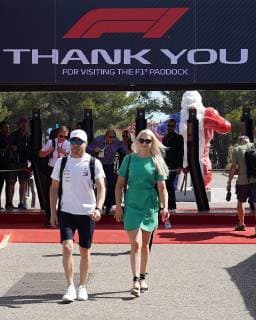 Le Castellet, France, 23 06 2019, Formula 1, Formula 1, French Grand Prix, Valtteri Bottas FIN 77 , Mercedes AMG Petronas Motorsport with his wife Emilia Defodi 09 506 033889 Defodi-506
