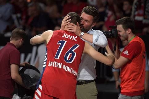 23 06 2019, xemx, Basketball BBL Playoff Final Match 3, FC Bayern Basketball Alba Berlin emspor, v l Stefan Jovic FC Bayern Basketball 16 and Managing Director Marko Pesic FC Bayern Basketball Final cheers, team, players, celebrate their victory and the championship DFL DFB REGULATIONS PROHIBIT ANY USE OF PHOTOGRAPHS as IMAGE SEQUENCES and or QUASI VIDEO Munich
