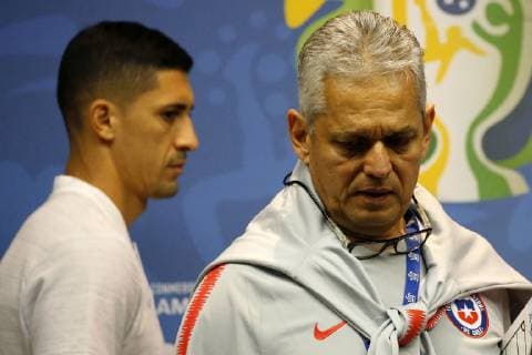 Futbol, conferencia de prensa de la seleccion chilena Copa America 2019 El entrenador de la selecciones chilena Reinaldo Rueda y el jugador Pedro Pablo Hernandez hablan con los medios de comunicacion durante una conferencia de prensa realizada en el estadio Maracana de Rio de Janeiro, Brasil. 23 06 2019 Andres Pina Photosport Football, Chile s national team, Nationalteam press conference, PK, Pressekonferenz Copa America Championship 2019 Chile s manager Reinaldo Rueda and player Pedro Pablo Hernandez speak to the medias during a press conference held at the Maracana stadium in Rio de Janeiro, Brazil. 23 06 2019 Andres Pina Photosport Conferencia de prensa de la seleccion chilena en el estadio Maracana 