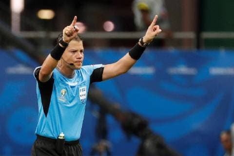 Referee Victor Hugo Carrillo during the Copa America 2019 Group B soccer match between Colombia and Paraguay, at Arena Fonte Nova Stadium in Salvador, Brazil, 23 June 2019. Colombia vs. Paraguay !ACHTUNG: NUR REDAKTIONELLE NUTZUNG!  Copyright: xRaulxSpinassex SCA16137 20190623-636969274657193785