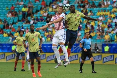 Colombia vs Paraguay SALVADOR, BA - 23.06.2019: COLOMBIA VS PARAGUAY - Oscar Cardozo battles with Cristian Zapata during a match between Colombia and Paraguay, valid for the group stage of the Copa America 2019, held this Sunday (23) at the Arena Fonte Nova in Salvador, BA. (Photo: Mauro Akiin Nassor Fotoarena) x1751894x  MauroxAkiinxNassor