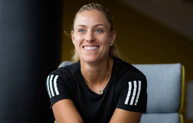 Sport Bilder des Tages June 24, 2019 - Eastbourne, GREAT BRITAIN - Angelique Kerber of Germany talks to the media during the All Access Hour at the 2019 Nature Valley International WTA, Tennis Damen Premier tennis tournament Nature Valley International 2019, Tennis, Eastbourne, Great Britain - June 24 - ZUMAa181 20190624_zaa_a181_071 Copyright: xAFP7x