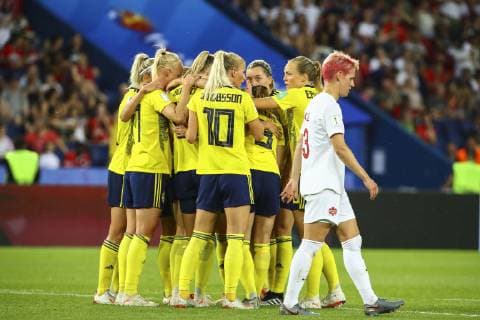 joie Stina Blackstenius (Suede) et equipe FOOTBALL : Suede vs Canada - Huitiemes - Coupe du Monde Feminine - 24 06 2019 GwendolineLeGoff Panoramic 