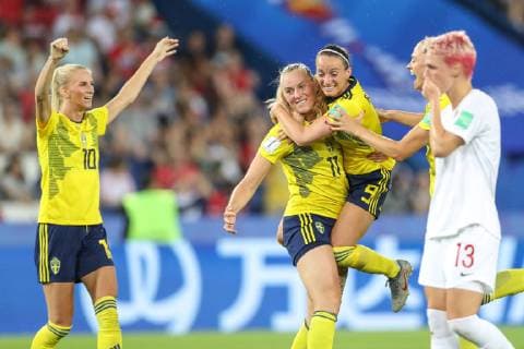 Sport Bilder des Tages June 24, 2019, Paris, France: Stina Blackstenius player of Sweden celebrate your goal during a match against Canada by the Women s World Cup finals at the Parc des Princes Stadium. Soccer 2019: Womens Wolrd Cup: Sweden 1:0 Canada  - ZUMA19 - 20190624_mda_c233_459 Copyright: xVanessaxCarvalhox