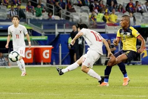 Football: Copa America Shoya Nakajima of Japan scores during the first half of a 1-1 draw with Ecuador in a Copa America Group C match on June 24, 2019, in Belo Horizonte, Brazil. 