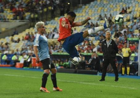 June 24, 2019 - Rio De Janeiro, RIO DE JANEIRO, BRAZIL - June 24.... Copa America in Brazil, Group C soccer match at Maracana stadium, Chile x Uruguay, in Rio de Janeiro, Brazil, Monday, 2019.... Rio De Janeiro, : ZUMA Wire) Copa America in Brazil - ZUMAt142 40913398st Copyright: xFabioxTeixeirax