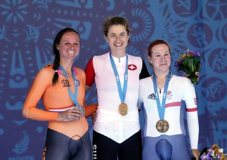 25-06-2019 WIELRENNEN: TIME TRIAL: UROPEAN GAMES: MINSK 2019: BELARUS Chantal Blaak (NED) legt beslag op de tweede plaats op de Time Trial, goud voor Marlen Reuser (ZUI), brons voorHayley Simmons (GBR) Foto: SCS Soenar Chamid Europaspiele Championships on June 24. 2019 in Chizhovka Arena in Minsk, Belarus xVIxVIxImagesx xSoenarxChamidxsportfotografiexIVx 14828049