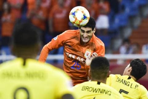 JINAN, CHINA - JUNE 25: Marouane Fellaini 25 of Shandong Luneng heads the ball during the AFC Champions League Round of 16 2nd Leg match between Shandong Luneng and Guangzhou Evergrande at Jinan Olympic Sports Center Stadium on June 25, 2019 in Jinan, Shandong Province of China.  Copyright: xVCGx CFP111222842783 