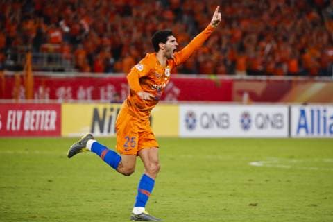 JINAN, CHINA - JUNE 25: Marouane Fellaini 25 of Shandong Luneng celebrates a point during the AFC Champions League Round of 16 2nd Leg match between Shandong Luneng and Guangzhou Evergrande at Jinan Olympic Sports Center Stadium on June 25, 2019 in Jinan, Shandong Province of China.  Copyright: xVCGx CFP111222845187 