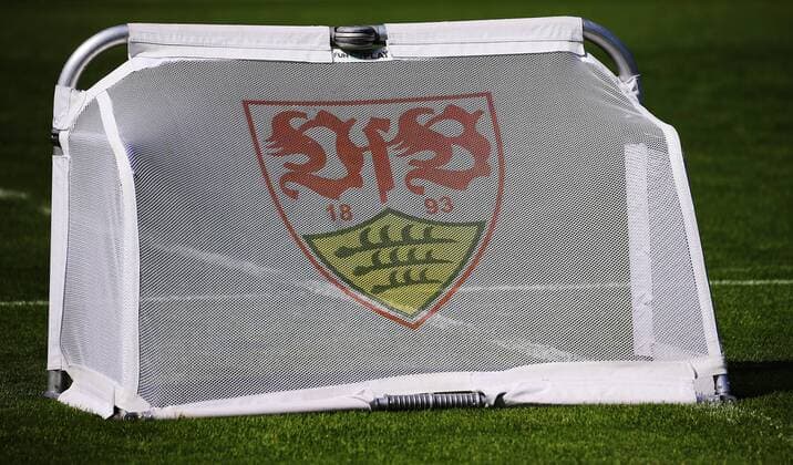 BAU 26 06 2019 Kitzbühel Football VfB Stuttgart in training camp, feature, small goal with the VfB emblem