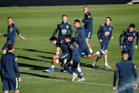 Brazil s national soccer team players participate in a training session, in Porto Alegre, Brazil, 26 June 2019. Brazil will face Paraguay in the Copa America quarter finals on 27 June 2019. Brazil s national soccer team training session !ACHTUNG: NUR REDAKTIONELLE NUTZUNG!  Copyright: xSebastiãoxMoreirax COPAME1863 20190626-636971887644208471