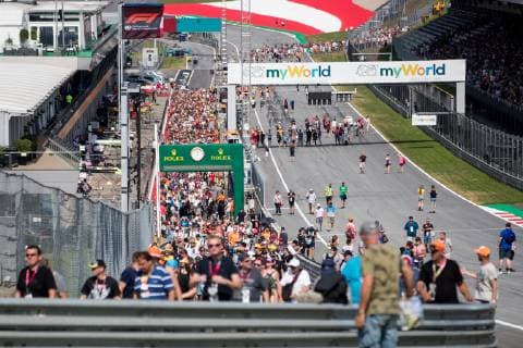 FORMULA 1 - GP of Austria 2019 SPIELBERG,AUSTRIA,27.JUN.19 - MOTORSPORTS, FORMULA 1 - Grand Prix of Austria, Red Bull Ring, preview. Image shows a pit lane walk. GEPAxpictures xMaticxKlansek