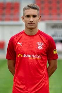 Julian Guttau HFC Hallescher Fussballclub e V 3 Liga, portrait date 2019 2020, Halle Saale Sachsen Anhalt Germany