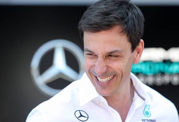 Sport Bilder des Tages FORMULA 1 - GP of Austria 2019 SPIELBERG,AUSTRIA,28.JUN.19 - MOTORSPORTS, FORMULA 1 - Grand Prix of Austria, Red Bull Ring, free practice. Image shows executive director Toto Wolff (Mercedes). GEPAxpictures xHaraldxSteiner