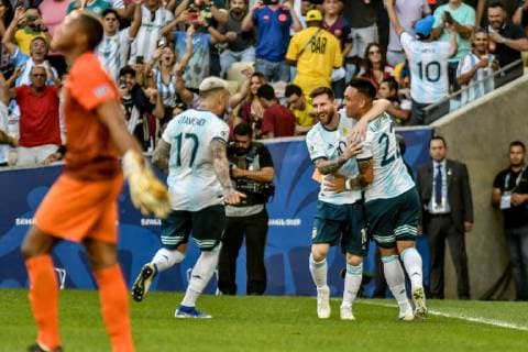 Fußball, Copa America, Venezuela - Argentinien Venezuela vs Argentina RIO DE JANEIRO, RJ - 28.06.2019: VENEZUELA VS ARGENTINA - Lautaro Martínez scores goal during a match between Venezuela and Argentina, valid for the quarterfinals of the Copa America 2019, held this Friday (28) at the Maracanã Stadium in Rio de Janeiro, RJ. (Photo: Nayra Halm Fotoarena) x1754654x  NayraxHalm