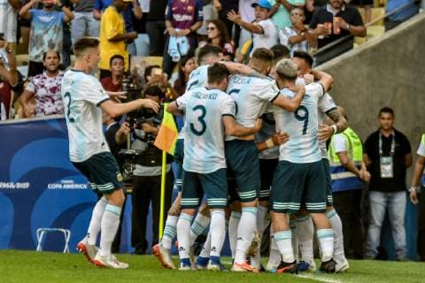 Fußball, Copa America, Venezuela - Argentinien Venezuela vs Argentina RIO DE JANEIRO, RJ - 28.06.2019: VENEZUELA VS ARGENTINA - Lautaro Martínez scores goal during a match between Venezuela and Argentina, valid for the quarterfinals of the Copa America 2019, held this Friday (28) at the Maracanã Stadium in Rio de Janeiro, RJ. (Photo: Nayra Halm Fotoarena) x1754656x  NayraxHalm