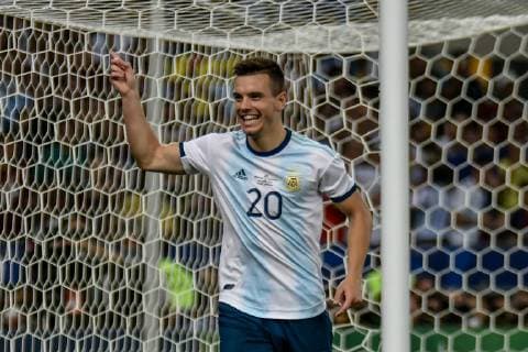 Fußball, Copa America, Venezuela - Argentinien Venezuela vs Argentina RIO DE JANEIRO, RJ - 28.06.2019: VENEZUELA VS ARGENTINA - Lo Celso scores the second goal for the Argentineans during a match between Venezuela and Argentina, valid for the quarterfinals of the Copa America 2019, held this Friday (28) at the Maracanã Stadium in Rio de Janeiro, RJ. (Photo: Nayra Halm Fotoarena) x1754727x  NayraxHalm