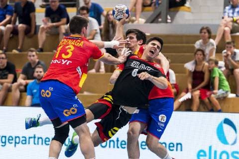 Kloten, Germany 28 June 2019 DHB U21 international match Airport Trophy Spain vs Germany v li Eneko Goenaga Spain , Eloy Moranze Maldonado Germany Bayer Dormagen Kloten Sporthalle Ruebisbach Switzerland