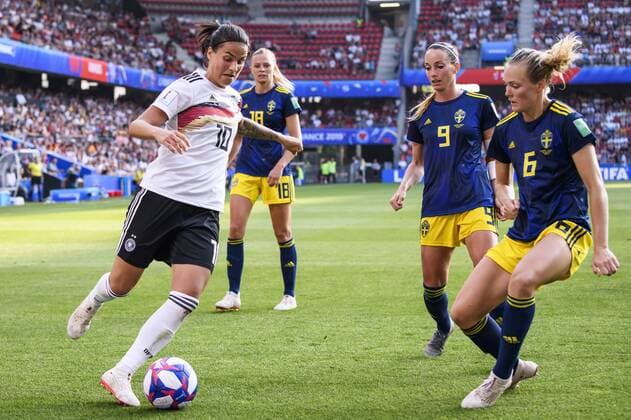 29 06 2019, xkvx, Football Women World Cup Quarter Finals in France, Germany Sweden emspor, v l Dzsenifer Marozsan German Football National Team DFB , Kosovare Asllani National Football Team Sweden , Magdalena Eriksson National Football Team Sweden Rennes