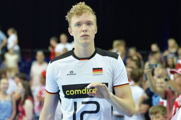 Volleyball, Nations League 2019, Leipzig 28 30 June 2019 , Game Germany vs. Poland 29 06 2019 Anton Brehme Germany, No. 12 playing with fans after the match Germany vs. Poland 29 06 2019 Leipzig Sachsen Deutschland Arena Leipzig