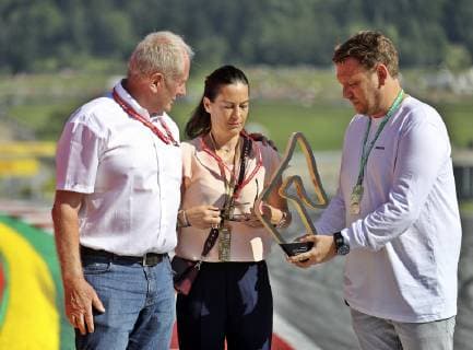 FORMULA 1 - GP of Austria 2019 SPIELBERG,AUSTRIA,30.JUN.19 - MOTORSPORTS, FORMULA 1 - Grand Prix of Austria, Red Bull Ring. Image shows Helmut Marko (Red Bull Racing), Birgit Lauda and Lukas Lauda. GEPAxpictures xM.xOberlaender