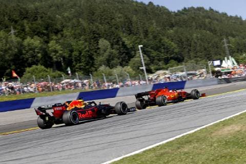 Motorsports: FIA Formula One World Championship, WM, Weltmeisterschaft 2019, Grand Prix of Austria, 33 Max Verstappen (NLD, Aston Martin Red Bull Racing), 5 Sebastian Vettel (GER, Scuderia Ferrari Mission Winnow), Spielberg Austria