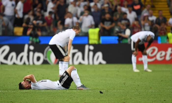 Sport Themen der Woche KW26 30.06.2019, xkvx, Fussball Fussball U21, U 21 EM Finale 2019, Spanien - Deutschland emspor, v.l. Marco Richter (Deutschland U21) enttaeuscht, enttaeuscht schauend, dissapointed Udine *** 30 06 2019, xkvx, Soccer Soccer U21 EM Final 2019, Spain Germany emspor, v l Marco Richter Germany U21 disappointed, disappointed looking, dissapointed Udine