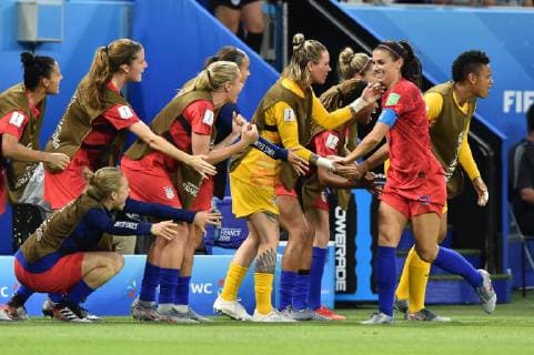 Joie de Alex Morgan (etats unis) et de ses coequipieres FOOTBALL : Angleterre vs Etats-Unis - Coupe du monde de Football Feminin 1 2 finale - 02 07 2019 FredericChambert Panoramic 