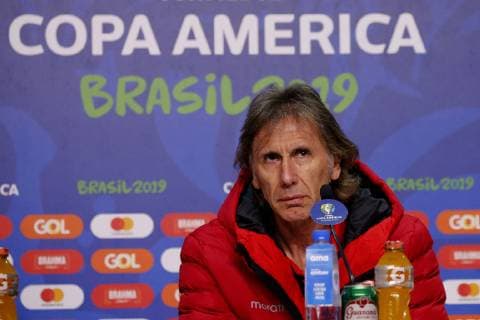 Futbol, conferencia de prensa de la seleccion peruana Copa America 2019 El entrenador de la seleccion peruana Ricardo Gareca se dirige a los medios de comunicacion durante la conferencia de prensa realizada en el estadio Arena de Gremio de Porto Alegre, Brasil. 02 07 2019 Andres Pina Photosport Football, Peruvian national team, Nationalteam press conference, PK, Pressekonferenz Copa America Championship 2019 Peru s manager Ricardo Gareca speaks to the medias during the press conference held at the Arena do Gremio stadium in Porto Alegre, Brazil. 02 07 2019 Andres Pina Photosport Conferencia de prensa de la seleccion peruana, Copa America 2019 