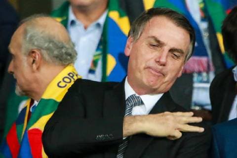 Sport Bilder des Tages Brazil vs. Argentina BELO HORIZONTE, MG - 02.07.2019: BRAZIL VS. ARGENTINA - The Brazilian president, Jair Bolsonaro was present during a match between Brazil and Argentina, valid for the semi-final of Copa América 2019, held on Tuesday (02) at the Estádio do Mineirão in Belo Horizonte, MG. (Photo: Dudu Macedo Fotoarena) x1757480x  DuduxMacedo