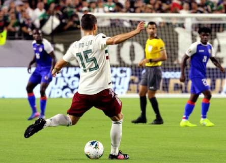 Héctor Moreno of Mexico in action during the semifinal of Copa de Oro of Concacaf, between Haiti and Mexico, in State Farm Stadium of Glendale, Arizona, US, 02 July 2019. Haiti vs Mexico !ACHTUNG: NUR REDAKTIONELLE NUTZUNG!  Copyright: xPhilxSotox AME3055 20190703-636977340835308877